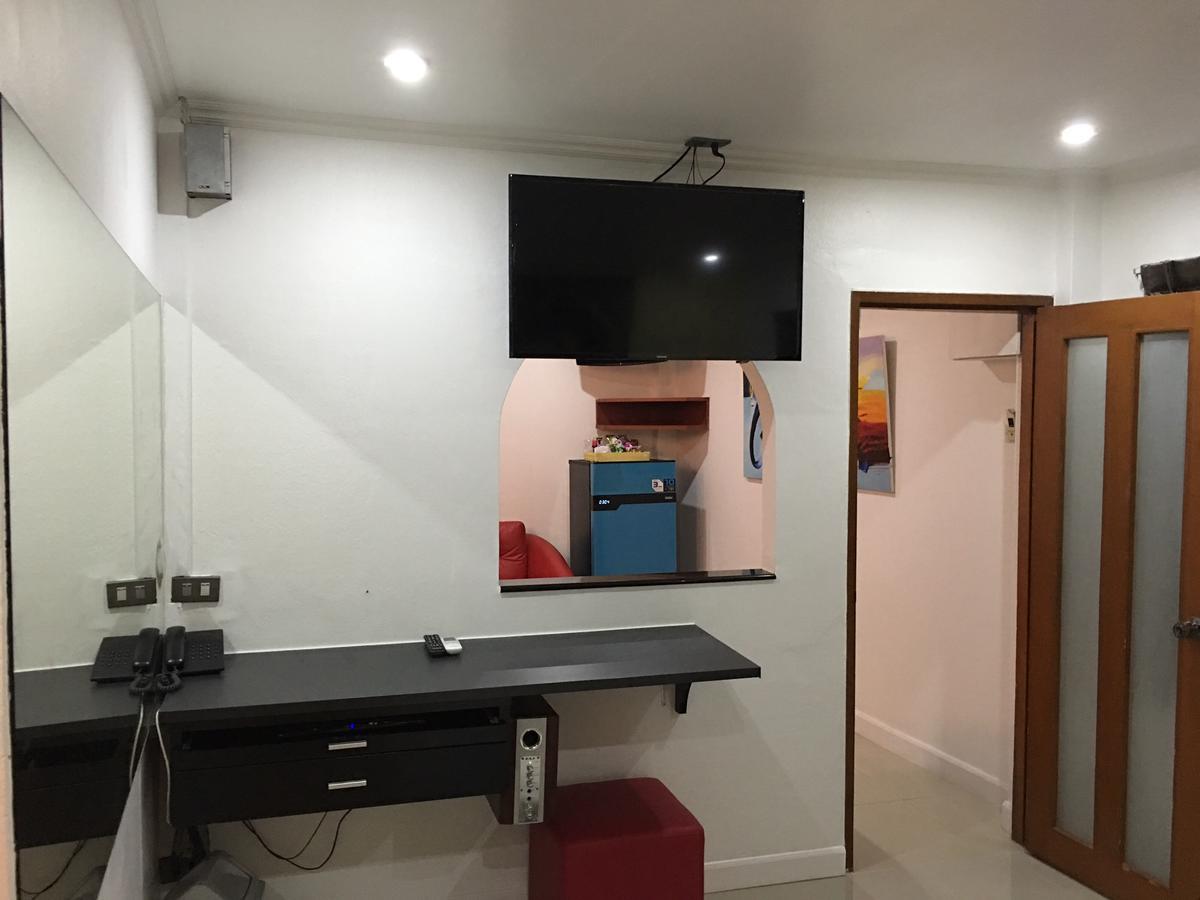 Galaxy Suites Pattaya Zewnętrze zdjęcie